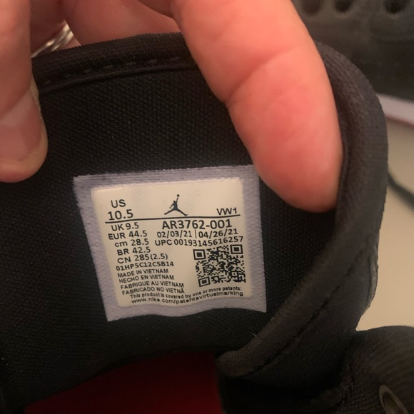 Nike Air Jordan Jumpman Access 10.5 Like New - Picture 3 of 6